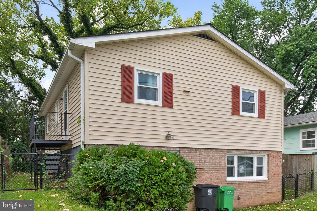 6117 OSBORN RD, Landover, MD 20785