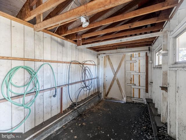 3210 HOGARTH LN, Collegeville, PA 19426