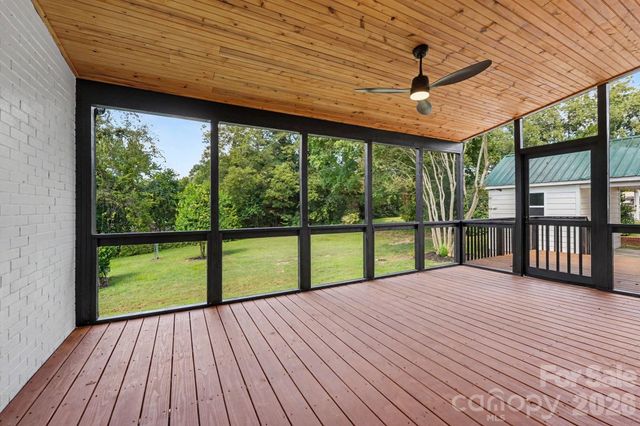 433 N Main Street, Mocksville, NC 27028