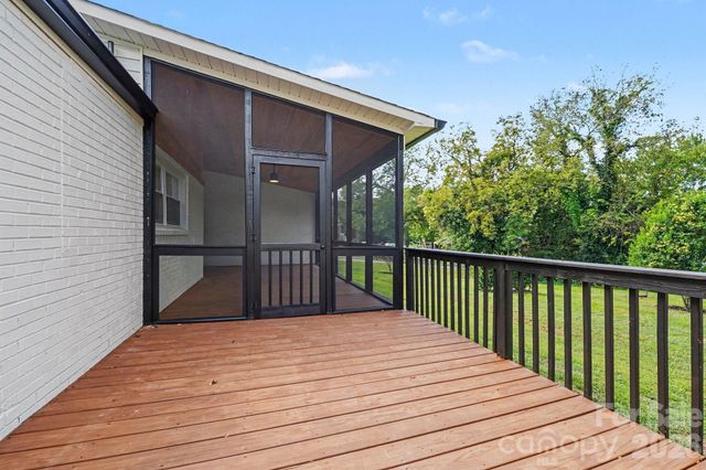 433 N Main Street, Mocksville, NC 27028