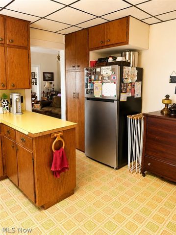 712 Green Avenue SW, Massillon, OH 44647