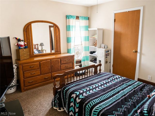 712 Green Avenue SW, Massillon, OH 44647