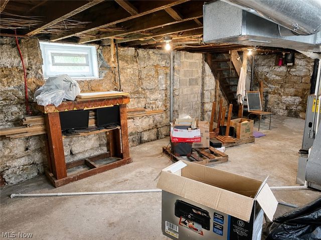 712 Green Avenue SW, Massillon, OH 44647