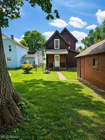 712 Green Avenue SW, Massillon, OH 44647