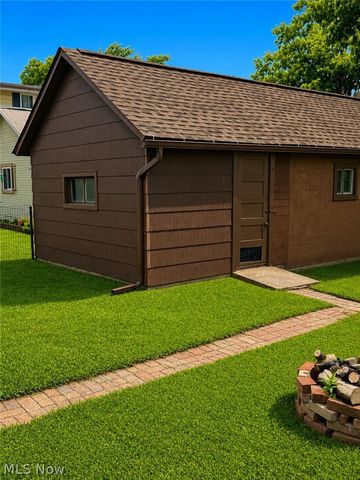 712 Green Avenue SW, Massillon, OH 44647