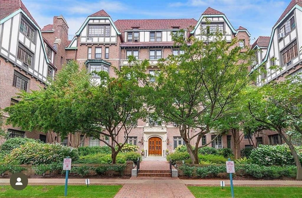 4 Dartmouth Street 7, Forest Hills, NY 11375