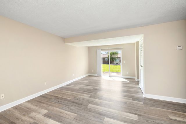 1121 Alice Drive, Sumter, SC 29150