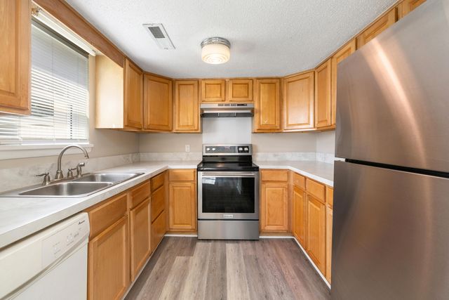 1121 Alice Drive, Sumter, SC 29150