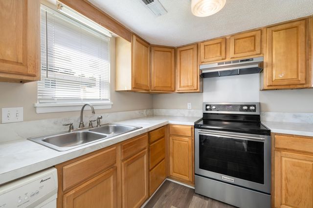 1121 Alice Drive, Sumter, SC 29150