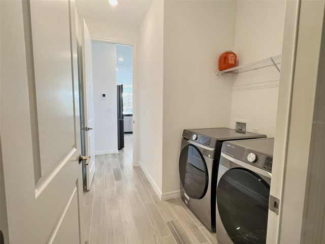 8525 SNOWFALL STREET, Sarasota, FL 34241