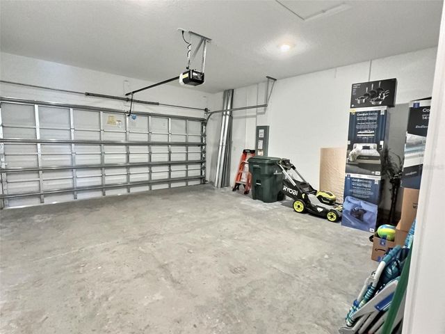 8525 SNOWFALL STREET, Sarasota, FL 34241