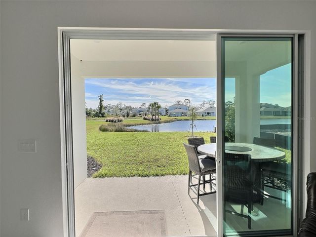 8525 SNOWFALL STREET, Sarasota, FL 34241