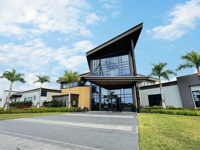 8525 SNOWFALL STREET, Sarasota, FL 34241