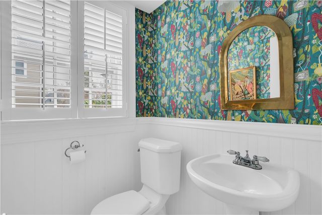 404 Lloyd Avenue 404, Providence, RI 02906