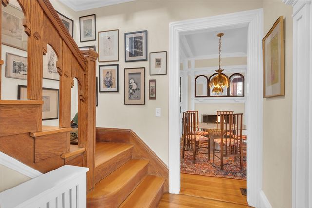 404 Lloyd Avenue 404, Providence, RI 02906