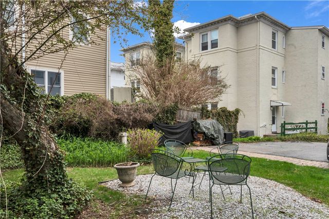 404 Lloyd Avenue 404, Providence, RI 02906