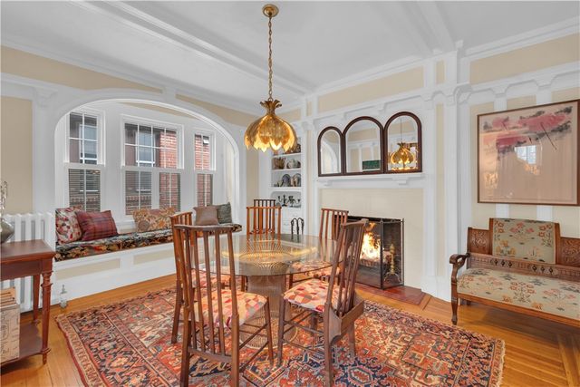 404 Lloyd Avenue 404, Providence, RI 02906