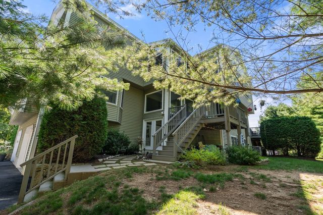 2101 Old Bridge Ln 2101, Bellingham, MA 02019