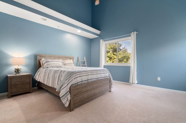 2101 Old Bridge Ln 2101, Bellingham, MA 02019