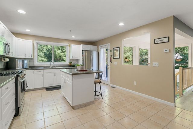 2101 Old Bridge Ln 2101, Bellingham, MA 02019