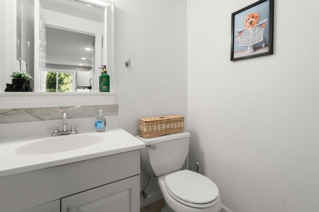 2101 Old Bridge Ln 2101, Bellingham, MA 02019