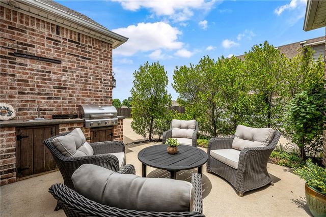 389 N Mountain Ranch Boulevard, Fayetteville, AR 72704