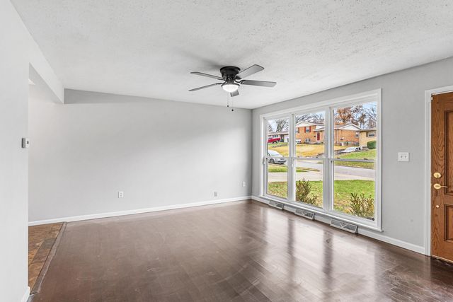 308 Roberta Avenue, Florence, KY 41042