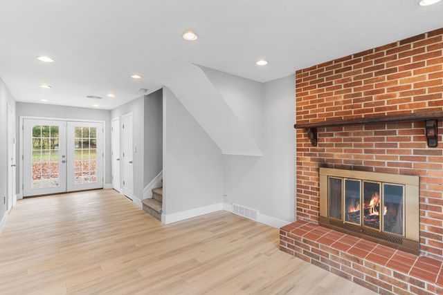 308 Roberta Avenue, Florence, KY 41042