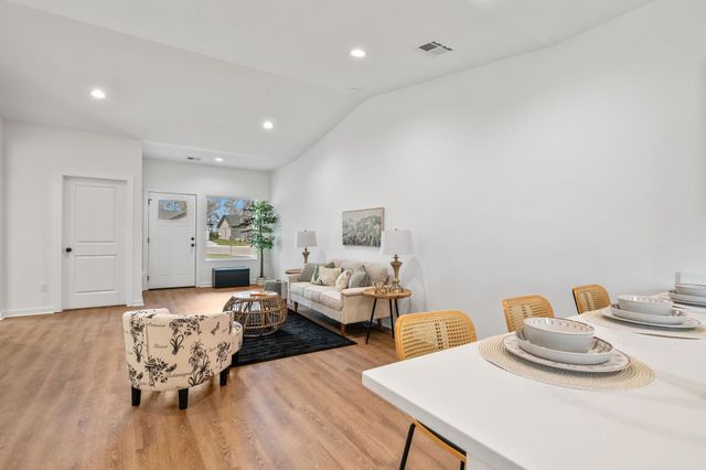 11310 W 35th Cir, Wichita, KS 67215