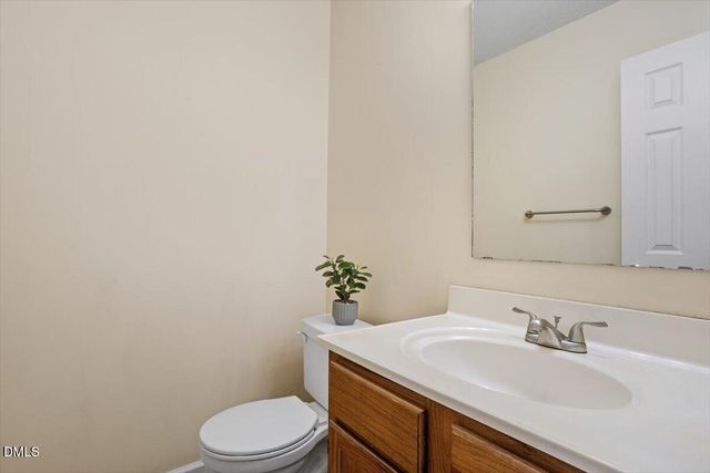 5503 Fieldcross Court, Raleigh, NC 27610