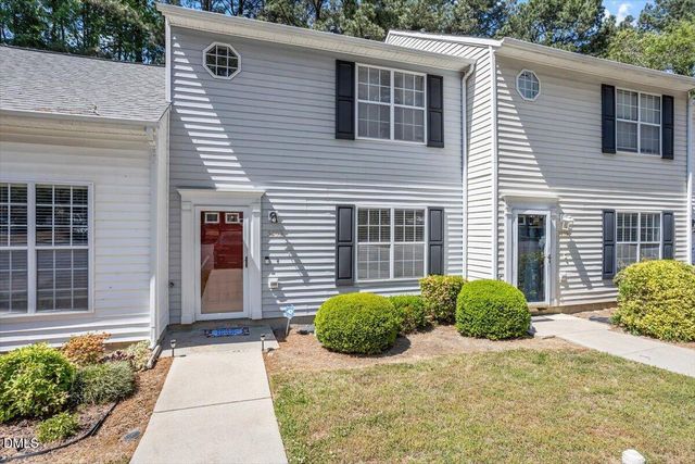 5503 Fieldcross Court, Raleigh, NC 27610