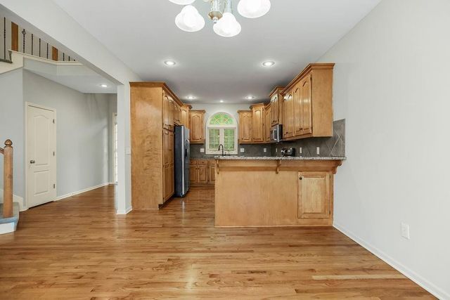 9105 N Kansas Court, Kansas City, MO 64156