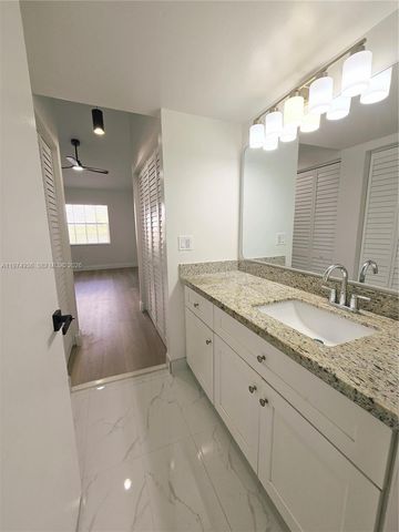 2881 N Oakland Forest Dr 310, Oakland Park, FL 33309