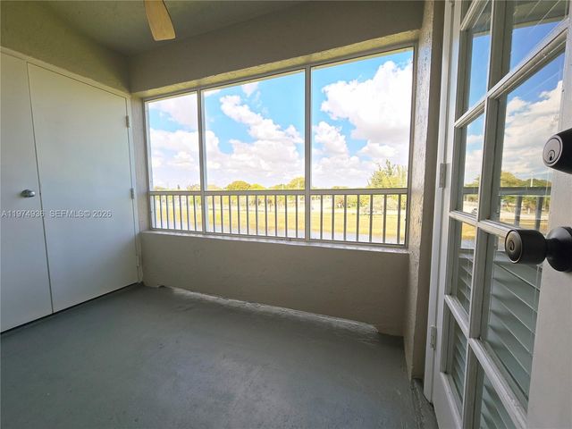 2881 N Oakland Forest Dr 310, Oakland Park, FL 33309