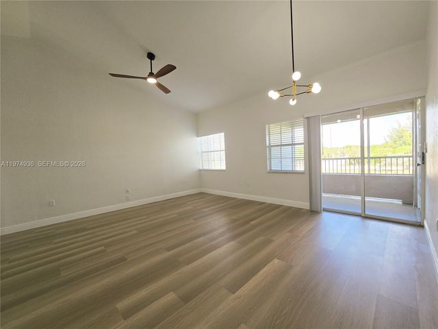 2881 N Oakland Forest Dr 310, Oakland Park, FL 33309