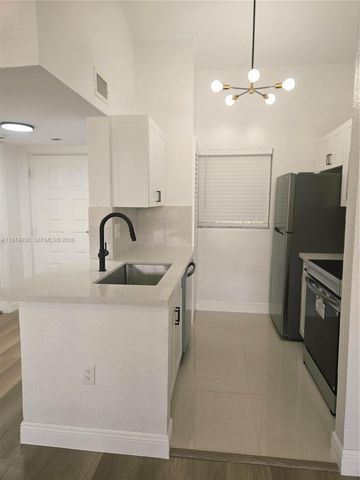 2881 N Oakland Forest Dr 310, Oakland Park, FL 33309