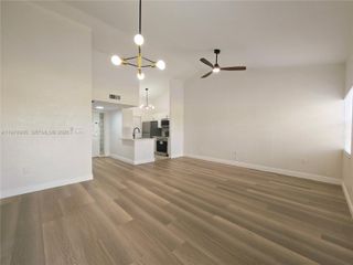 2881 N Oakland Forest Dr 310, Oakland Park, FL 33309