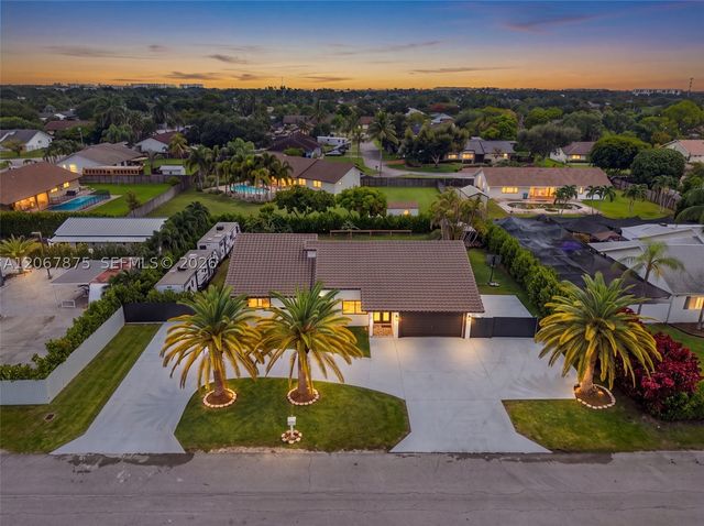 28451 SW 164th Ave, Homestead, FL 33033