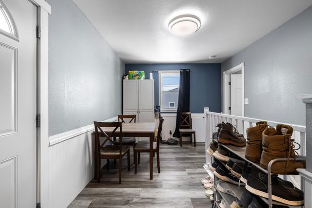 516 19TH ST NW, Minot, ND 58703