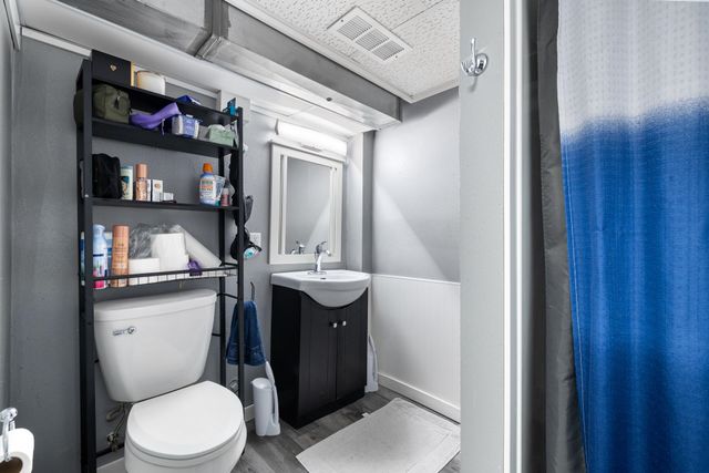 516 19TH ST NW, Minot, ND 58703