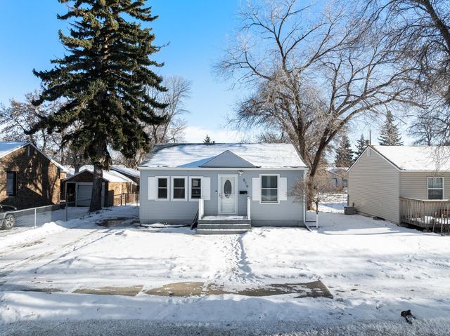 516 19TH ST NW, Minot, ND 58703