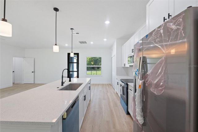 7361 N IRELAND DRIVE, Citrus Springs, FL 34434