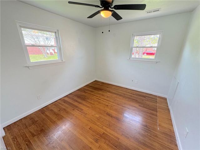3872 Wake CIR A, Norfolk, VA 23518