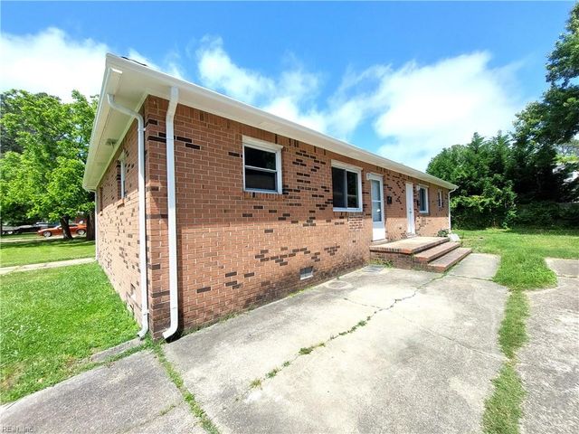 3872 Wake CIR A, Norfolk, VA 23518