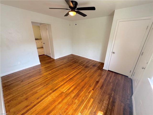 3872 Wake CIR A, Norfolk, VA 23518