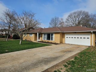 2629 Edison Avenue, Granite City, IL 62040