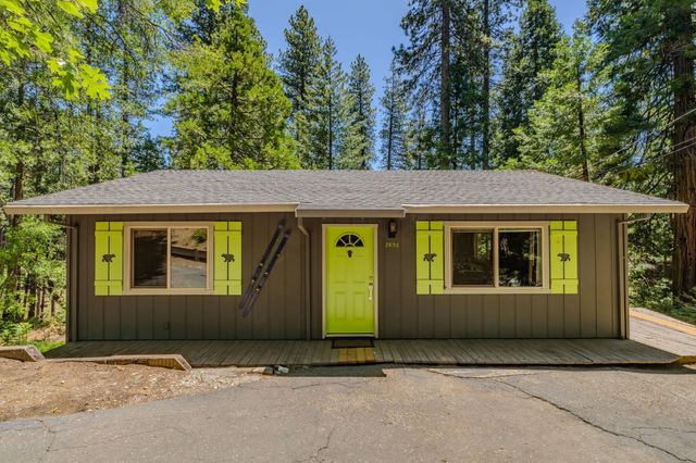 2693 Country Club Dr, Arnold, CA 95223