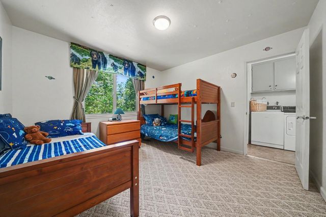 2693 Country Club Dr, Arnold, CA 95223