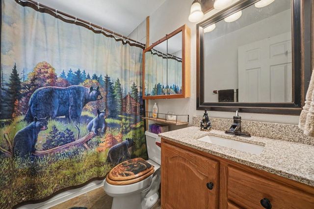 2693 Country Club Dr, Arnold, CA 95223