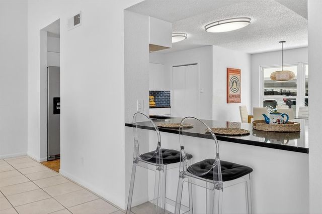 1400 E Ocean Dr 2, Corpus Christi, TX 78404